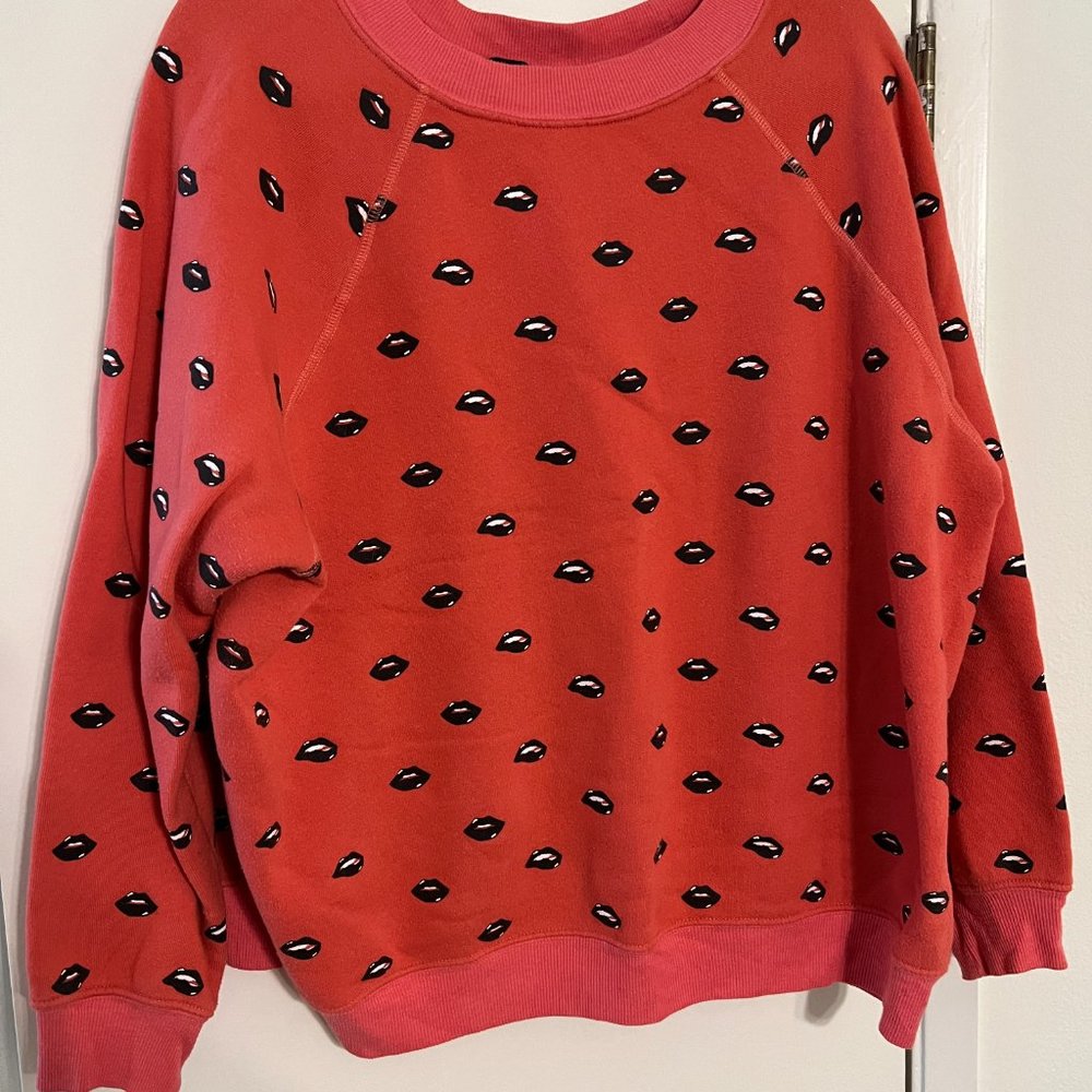 Wildfox Coral Lip Sweatshirt in Size XL